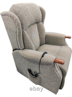 Celebrity Canterbury Electric Rise and Recline Chair with Remote Control