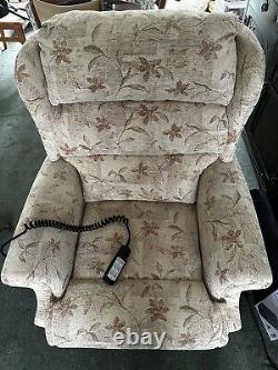 High Quality Remote Control Rise & Recline Electric Arm Chair, great condition